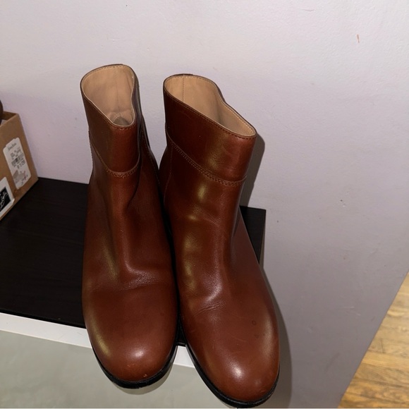 CHANEL ankle Boots with CC monogram - Picture 7 of 16